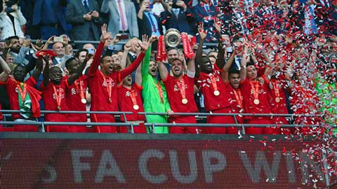 Giây phút Liverpool ăn mừng chức vô địch FA Cup