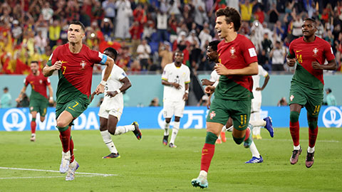 Những cung bậc cảm xúc mãnh liệt của Ronaldo trước Ghana