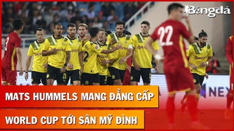 Mats Hummels dầm mưa thể hiện kỹ thuật đẳng cấp châu Âu ở sân Mỹ Đình