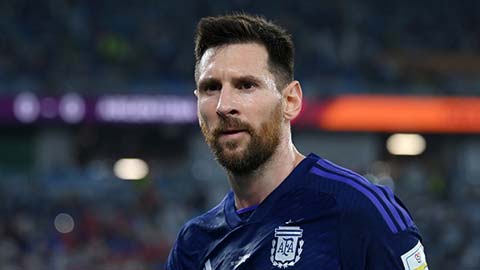 Messi xô đổ kỉ lục của Maradona