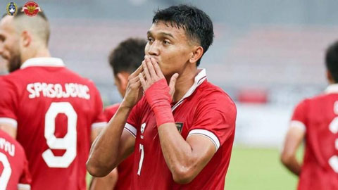 Cầu thủ Indonesia có pha bỏ lỡ không tưởng ở khoảng cách 1m tại AFF Cup