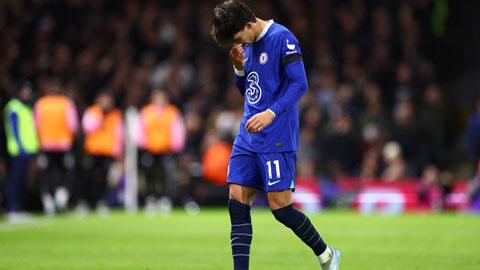 Joao Felix nhận thẻ đỏ ngay trận ra mắt Chelsea