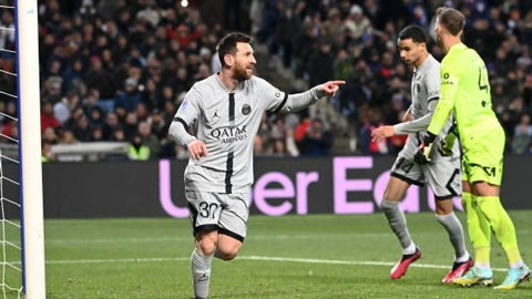 Messi vượt kỷ lục vĩ đại của Ronaldo trong ngày Mbappe thi đấu tệ hại