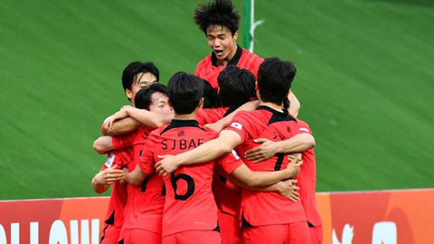 Xem mãi không chán siêu phẩm solo của cầu thủ U20 Hàn Quốc trước U20 Jordan