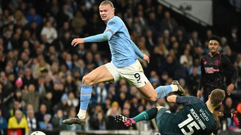 Haaland lập hattrick đưa Man City vào bán kết FA Cup