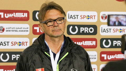 HLV Troussier: Thua U23 Iraq chưa phải là tận cùng của sự tệ hại