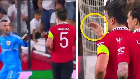 Cận cảnh Maguire yêu cầu thủ môn De Gea câm miệng sau khi bị đồng đội nổi nóng