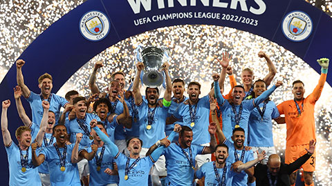 Phút giây Man City được nâng cao chiếc cúp Champions League 