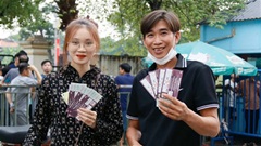 Người hâm mộ hào hứng mua vé xem U23 Việt Nam 