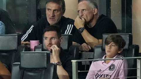 Cận cảnh Messi lặng người nhìn Inter Miami thua chung kết, trải qua đêm buồn nhất