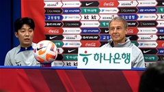 Truyền thông Hàn Quốc ồ lên sau câu hỏi của phóng viên Việt Nam dành cho HLV Klinsmann