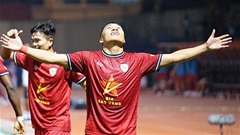 Vũ Quang Nam lập cú đúp ở V.League: Tiền đạo cắm đây, ông Troussier!