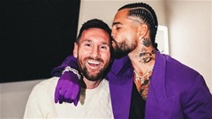 Messi thân mật với ca sĩ từng ‘chung bồ’ với Ronaldo