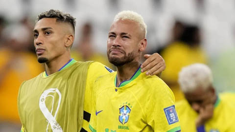 Neymar méo mặt khi bị người giúp việc tố bóc lột sức lao động