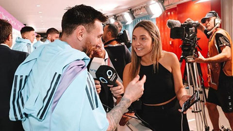 Vợ Fabregas bác tin đồn Messi tòm tem nữ phóng viên
