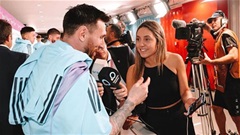 Vợ Fabregas bác tin đồn Messi tòm tem nữ phóng viên