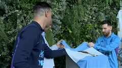 Lionel Messi đón nhận vinh dự chưa từng có