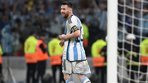 Lần đầu Messi không có bàn từ chấm 11m trong năm dương lịch