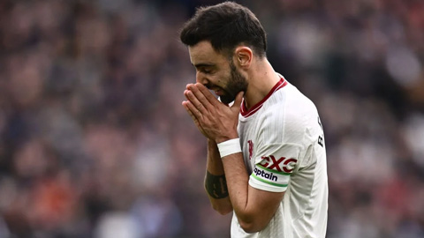 Bruno Fernandes lại bị nghi ngờ về tư cách đội trưởng MU