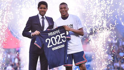 Mẹ Mbappe lộ rõ bản chất tham tiền, vòi vĩnh cả tỷ euro từ PSG