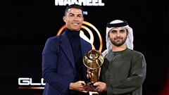 Ronaldo có hat-trick giải thưởng ở Globe Soccer Awards, Messi không có gì
