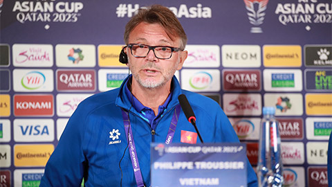 HLV Troussier: ‘ĐT Việt Nam tiến bộ dù thua Indonesia’