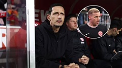 HLV Eintracht Frankfurt xin lỗi vì bỏ rơi Van de Beek