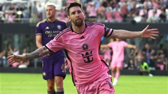 Messi lập kỷ lục mới vượt mặt Ronaldo
