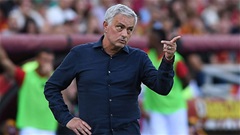 Bị coi vào hùa bẻ ghế Mourinho, cầu thủ Roma đáp trả cực gắt 