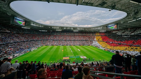 Người Đức chuẩn bị món quà gì cho fan bóng đá?