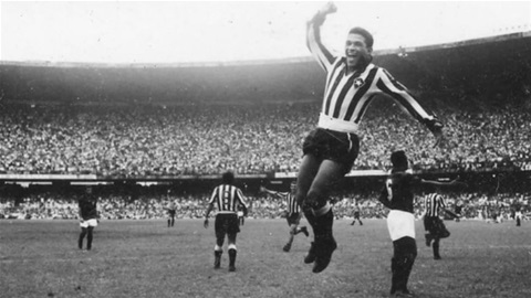  HUYỀN THOẠI SÂN CỎ GARRINCHA: KỲ 5- Người nô lệ khốn khổ của cỗ máy bóc lột Botafogo