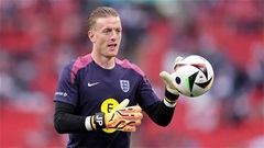 Joe Hart chỉ điểm khác biệt của Jordan Pickford