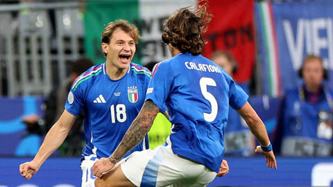 Trực tiếp Italia 2-1 Albania: ĐKVĐ EURO ép sân