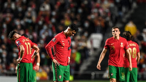 Có phải Bồ Đào Nha đang ‘còng lưng’ gánh Ronaldo?