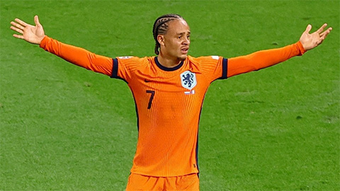 Vì sao VAR từ chối bàn thắng của Hà Lan?