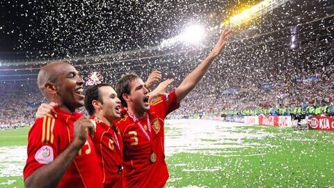 ĐT Tây Ban Nha đang lặp lại hành trình vô địch EURO 2008