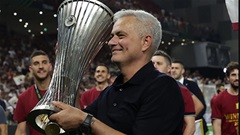  Roma gia hạn với người kế nhiệm Jose Mourinho