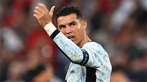 Trực tiếp Bồ Đào Nha 0-1 Georgia: Ronaldo đòi penalty bất thành