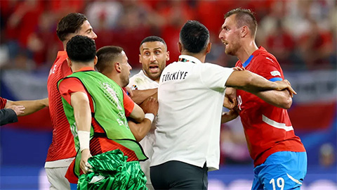 Trận CH Séc gặp Thổ Nhĩ Kỳ lập kỷ lục khó tin