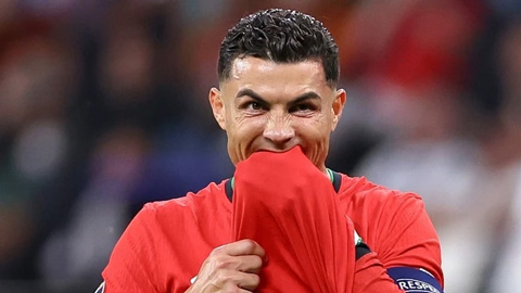 Ronaldo dứt điểm tệ bậc nhất EURO 2024