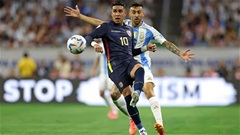 Trực tiếp Argentina 1-0 Ecuador: Va chạm ác liệt