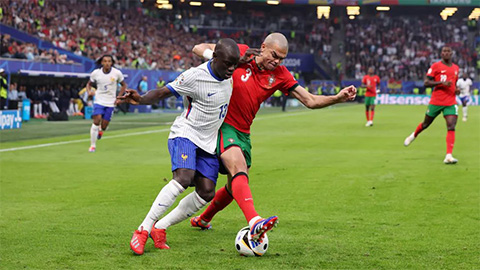 Trực tiếp Bồ Đào Nha 0-0 Pháp: Maignan cứu thua cho Pháp