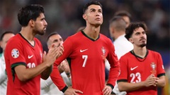 Tranh cãi dữ dội ở quả đá 11 mét của Ronaldo