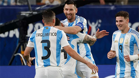 Messi làm nên lịch sử tại Copa America