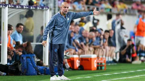 Pep đấm vào cabin vì tức giận với học trò trận gặp Barca