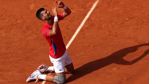 Djokovic ‘tan chảy’ bởi hành động của con gái nhỏ