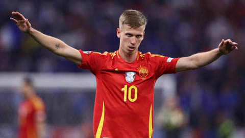 Dani Olmo nhân đôi lựa chọn cho các vị trí trên hàng công Barca