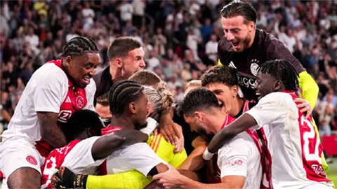 Ajax lập kỷ lục trong trận thắng Panathinaikos siêu điên rồ