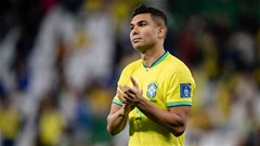 Casemiro chơi hay ở MU nhưng lại vô duyên ở ĐT Brazil