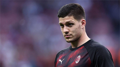 Milan đưa Jovic cùng 5 cầu thủ vào danh sách cần thanh lý